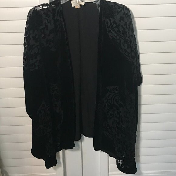 Ever Beauty black velvet patterned wrap, one size - Picture 1 of 7